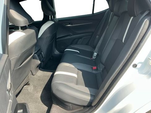 Used 2025 Toyota Camry SE w/ Convenience Package FWD image 16