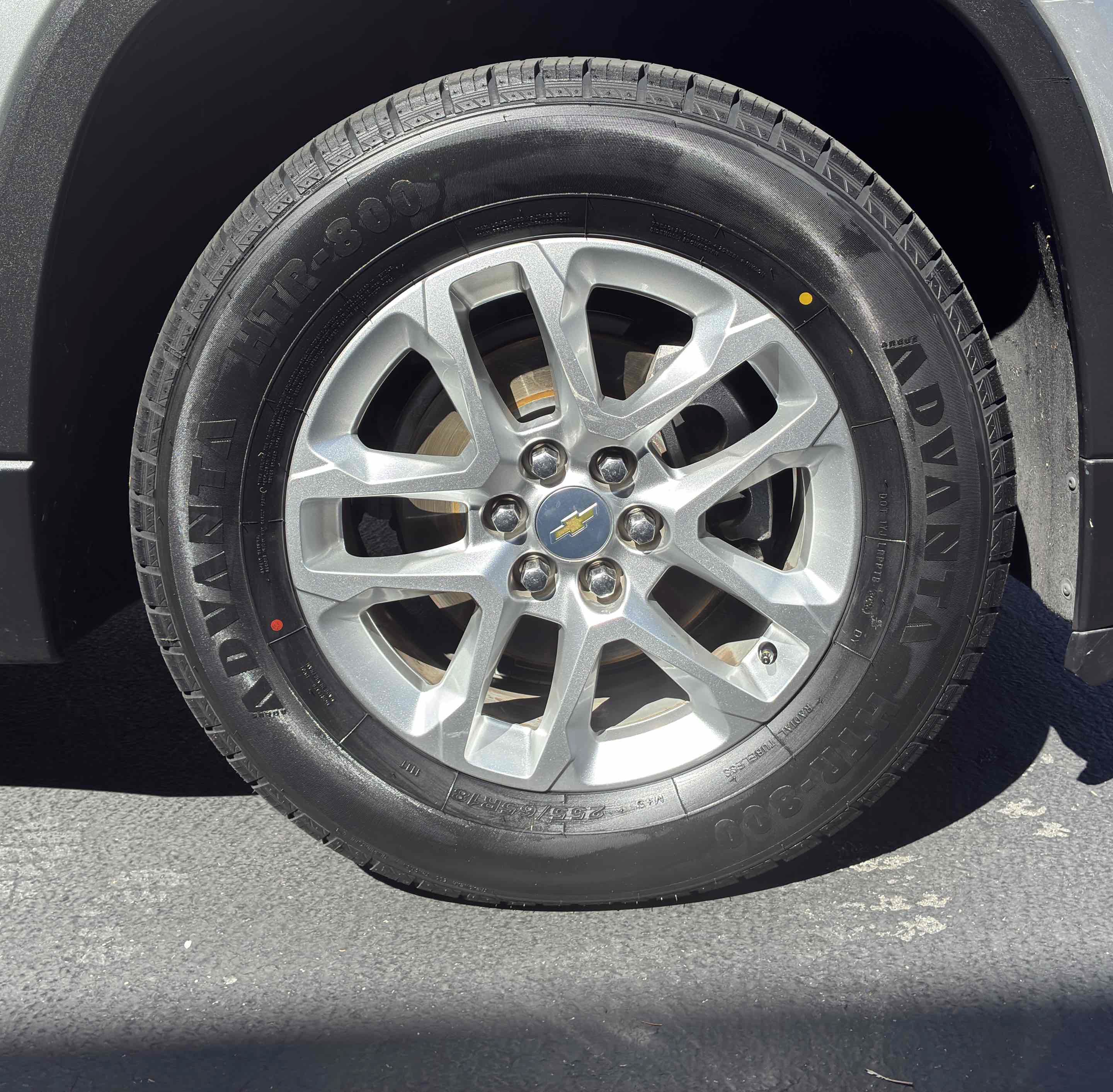 Used 2020 Chevrolet Traverse LS FWD image 12