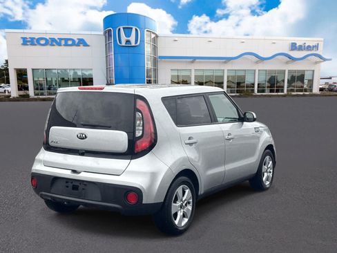 Used 2019 Kia Soul FWD image 5