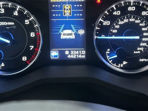 Used 2021 Subaru Ascent Limited w/ Technology Package image 26