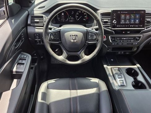 Used 2025 Honda Ridgeline TrailSport+ image 12
