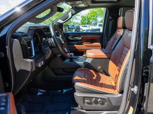 Certified 2023 GMC Sierra 1500 Denali Ultimate AWD/4WD image 11