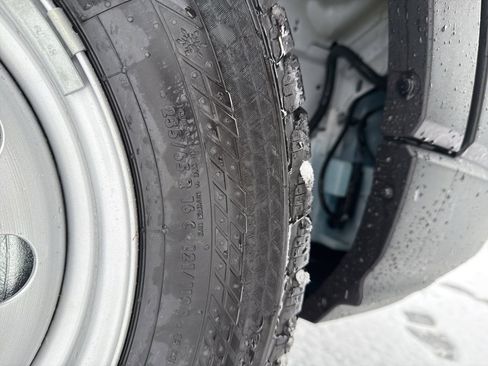 New 2025 Ford Transit 250 Low Roof AWD image 14