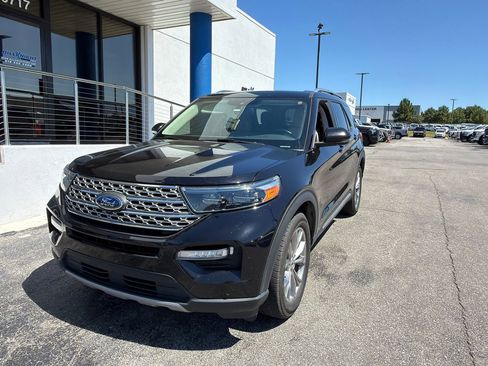 Used 2022 Ford Explorer Limited w/ Equipment Group 301A AWD/4WD image 1