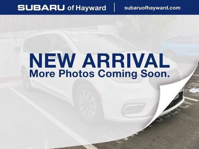 Used 2023 Chrysler Pacifica Limited