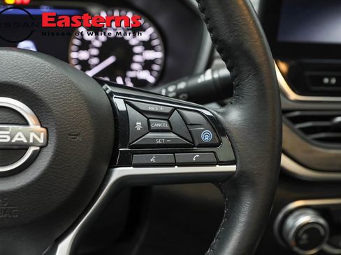 Used 2023 Nissan Altima 2.5 SV w/ SV Premium Package FWD image 16