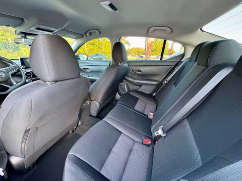 Used 2024 Nissan Sentra SV image 10