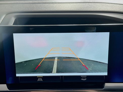 Used 2023 Chevrolet Silverado 1500 LT image 22