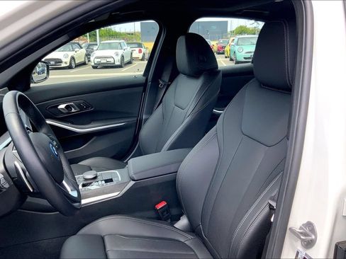 Used 2024 BMW 330e w/ Convenience Package RWD image 25