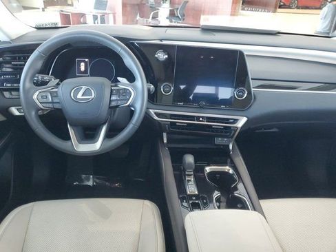 Used 2024 Lexus RX 350 FWD w/ Technology Package image 15