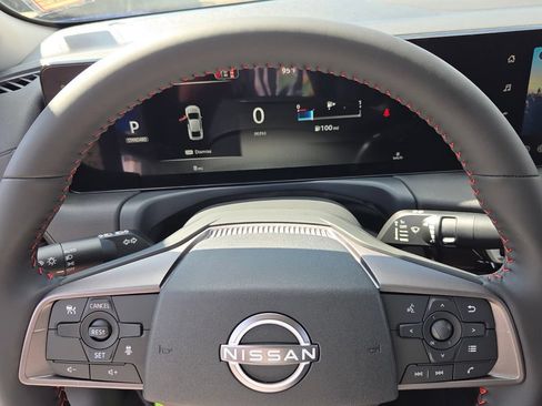 New 2026 Nissan Sentra SR FWD image 19