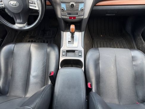 Used 2014 Subaru Outback 3.6R Limited AWD/4WD image 13