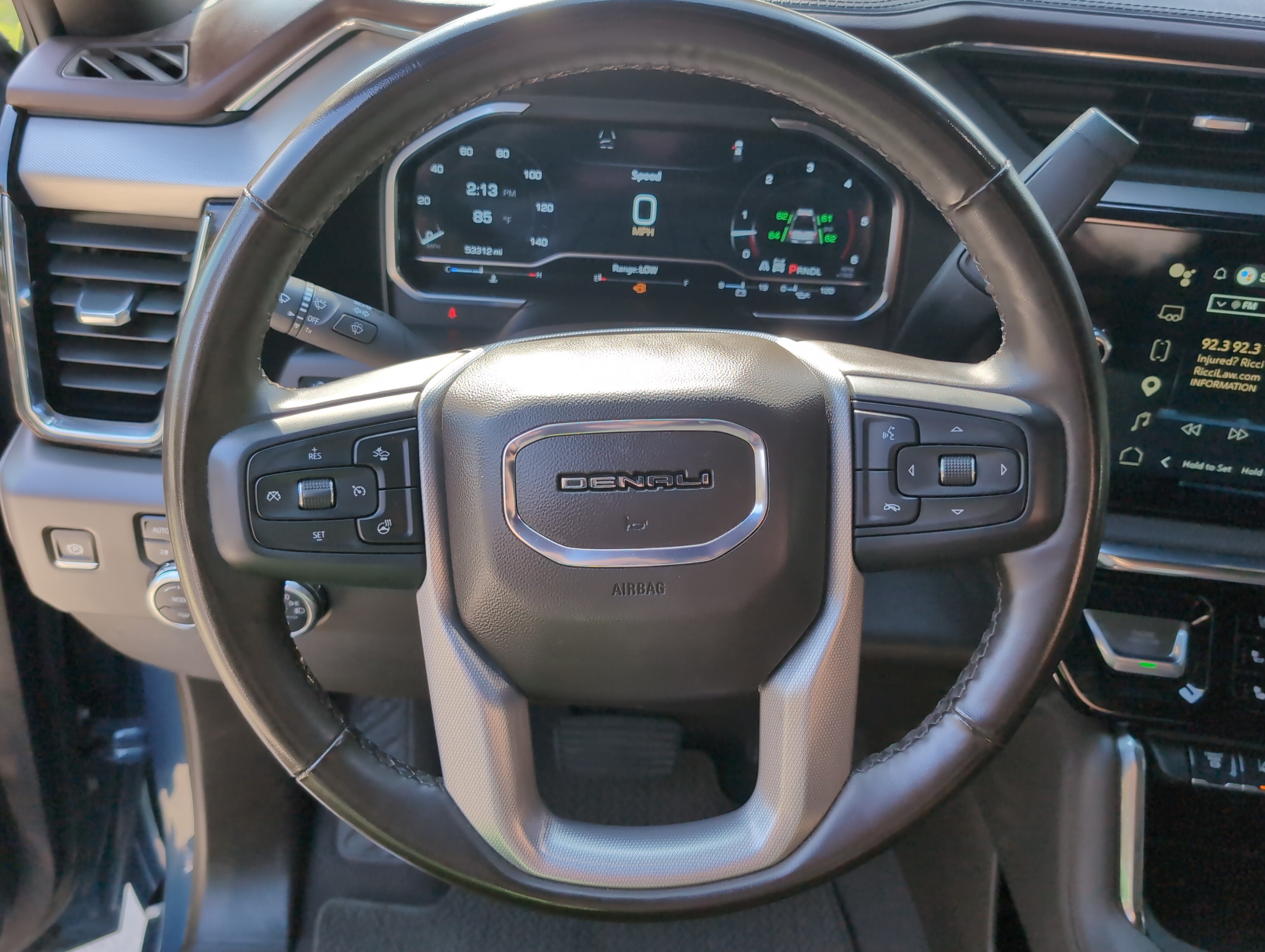 Used 2025 GMC Sierra 3500 Denali w/ Denali Reserve Package AWD/4WD image 17