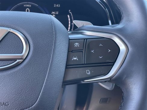 Used 2025 Lexus NX 300h AWD w/ Luxury Package image 23