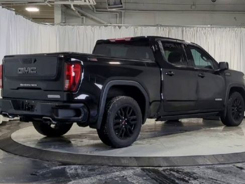 Used 2022 GMC Sierra 1500 Elevation image 10