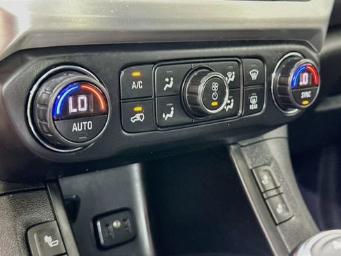 Used 2019 GMC Acadia SLT w/ Black Edition FWD image 22