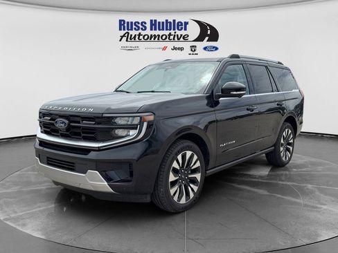 Used 2026 Ford Expedition Platinum w/ Driver's Package AWD/4WD image 1