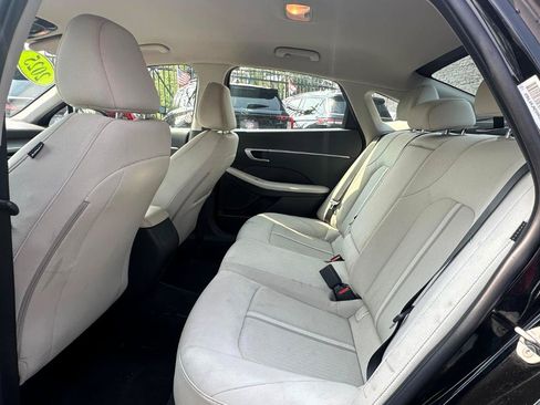 Used 2025 Hyundai Sonata SEL FWD image 23