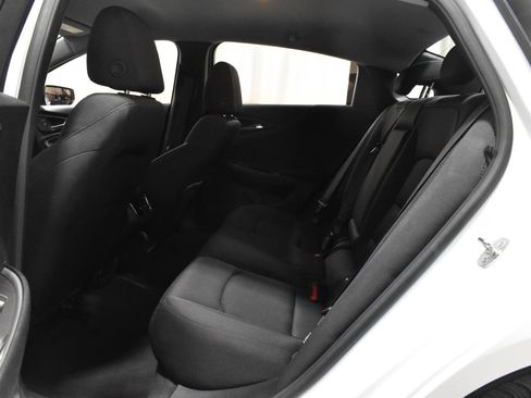 Used 2024 Chevrolet Malibu LT FWD image 7