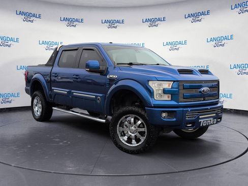Used 2017 Ford F150 Lariat w/ Equipment Group 502A Luxury image 2