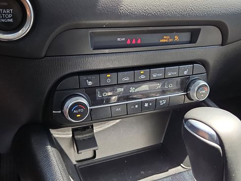 Used 2024 MAZDA CX-5 AWD 2.5 S w/ Select Package image 15
