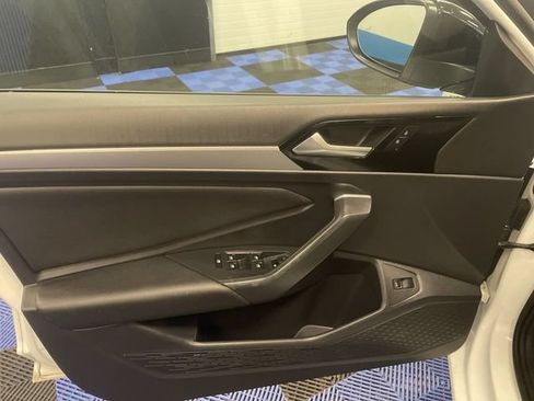 Used 2019 Volkswagen Jetta R-Line w/ R-Line Cold Weather Package FWD image 13