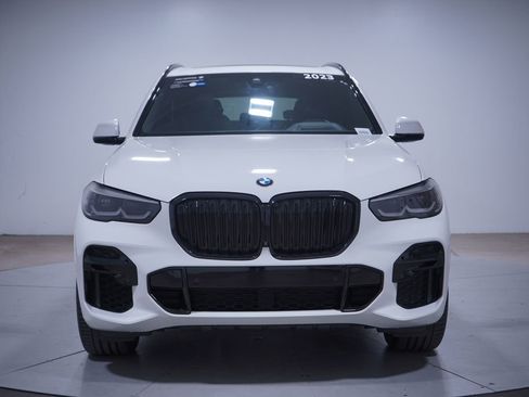 Used 2023 BMW X5 xDrive40i w/ M Sport Package image 4