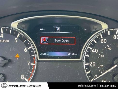 Used 2017 Nissan Altima 3.5 SL FWD image 32