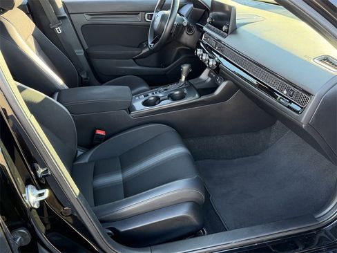 Used 2023 Honda Civic Sport image 22
