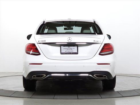 Used 2017 Mercedes-Benz E 300 E 300 4MATIC image 6
