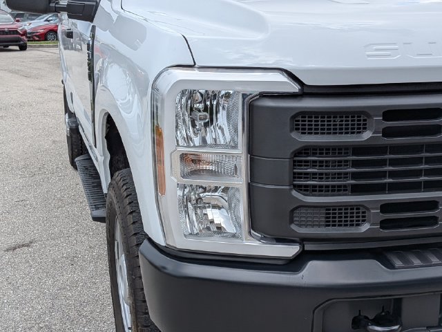 Used 2025 Ford F350 XL w/ XL Driver Assist Package AWD/4WD image 8