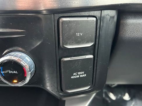 Used 2025 Ford F350 Lariat w/ Black Appearance Package image 22