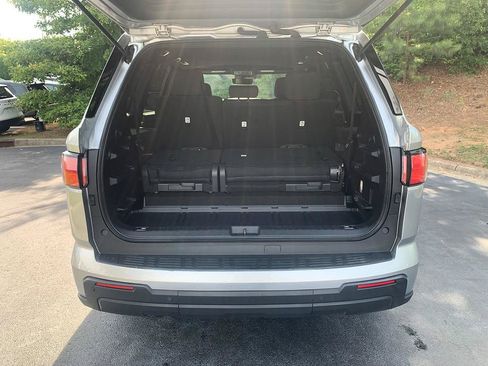Certified 2025 Toyota Sequoia SR5 AWD/4WD image 22