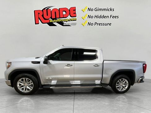 Used 2021 GMC Sierra 1500 SLT image 2