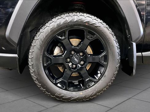 Used 2020 Toyota RAV4 TRD Off-Road image 10