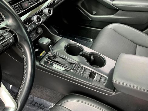 Used 2022 Honda Civic Touring image 17