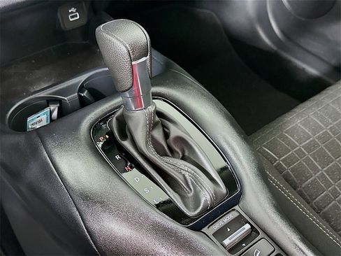 Certified 2024 Honda HR-V LX image 22