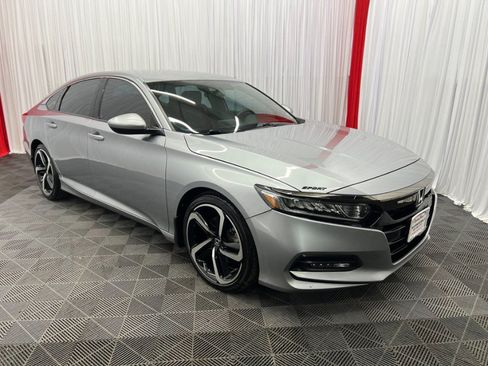 Used 2020 Honda Accord Sport image 3