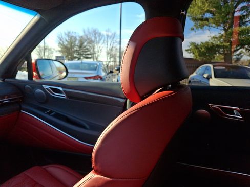 Certified 2025 Genesis GV80 3.5T e-SC image 17