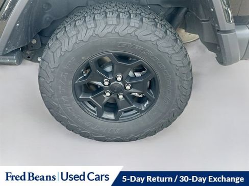 Used 2023 Jeep Wrangler Unlimited Rubicon 4xe AWD/4WD image 26