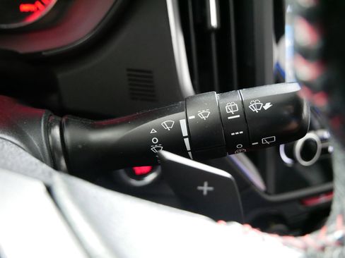 Used 2020 Subaru Impreza 2.0i Sport image 31