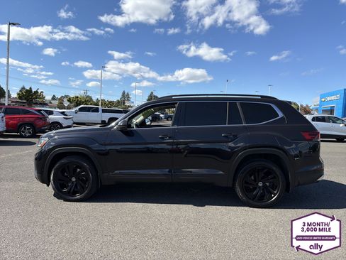 Used 2021 Volkswagen Atlas SEL Premium AWD/4WD image 2