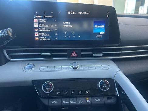 Used 2023 Hyundai Elantra Limited w/ Cargo Package image 11