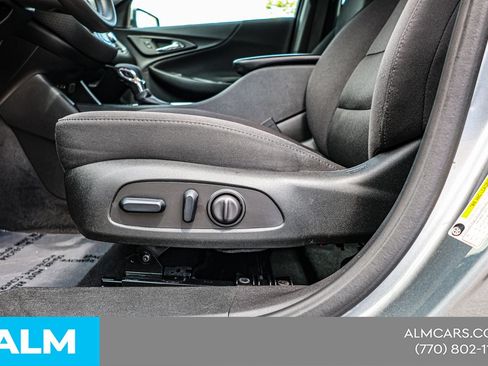 Used 2024 Chevrolet Malibu LT FWD image 19