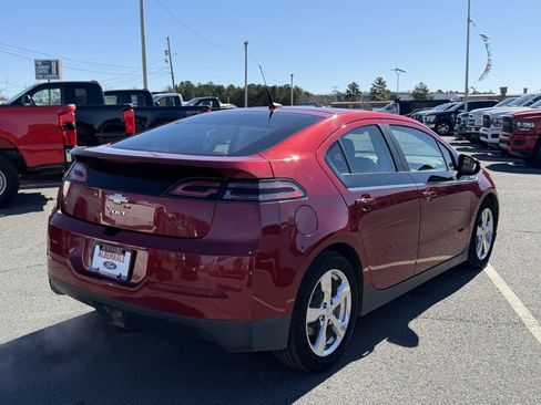 Used 2013 Chevrolet Volt Premium w/ Premium Trim Package image 3