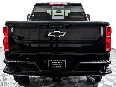 Used 2025 Chevrolet Silverado 2500 LT w/ Trail Boss Package AWD/4WD image 6