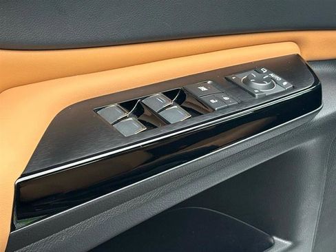 Used 2023 Lexus ES 350 Premium image 15