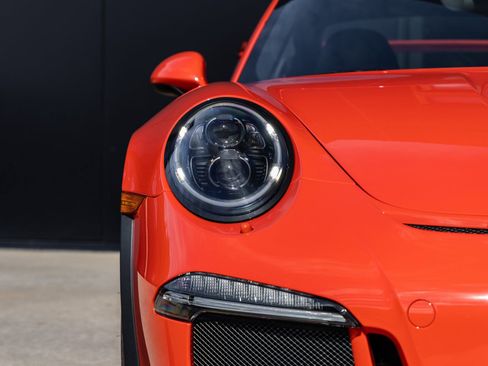 Certified 2016 Porsche 911 GT3 RS image 23