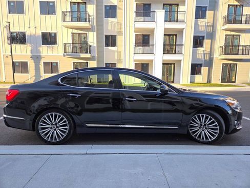 Used 2014 Kia Cadenza Premium w/ Technology Package image 4