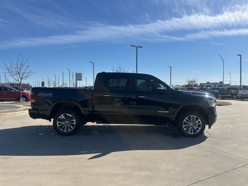 Used 2022 RAM 1500 Laramie w/ Laramie Southwest Edition image 6